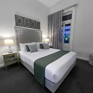 *** Aparthotel Mansions On Pulteney Australia